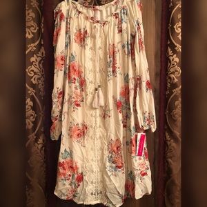 NWT Target Xhilaration off-the-shoulder dress💕